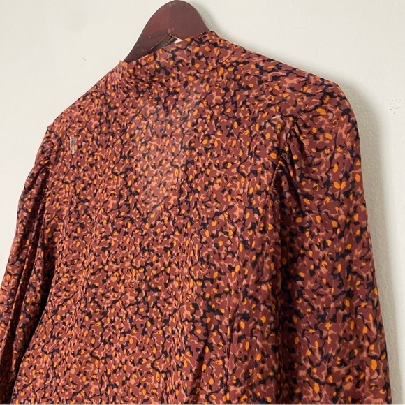 THEORY Blouson Sleeve Top in Floral Silk Crepe Brown Copper Size Small - Picture 14 of 15